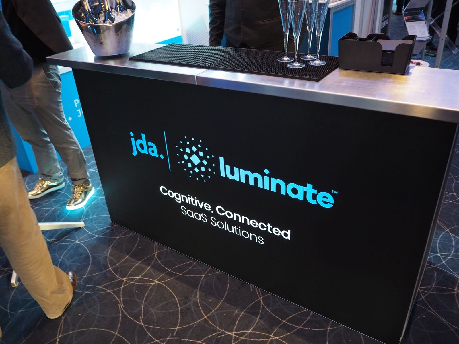 Mobile Bars for Brand Roadshows live event image