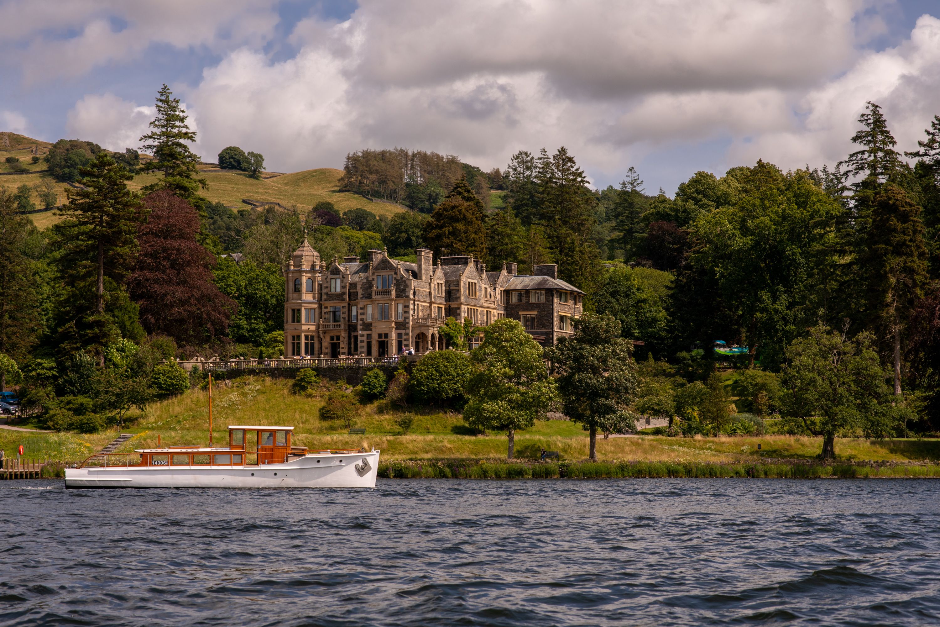 Langdale Chase exterior